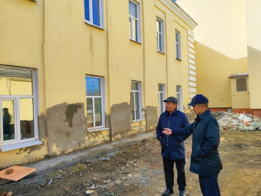 На контроле ремонтные работы в поселке Агинское